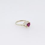 10k Yellow Gold Syntetic red gemstone ring ajr61 Size: 7.75 4