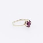10k Yellow Gold Syntetic red gemstone ring ajjr47 Size: 2.5 4