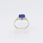 10k Yellow Gold Syntetic blue gemstone ring ajr38 Size: 7.5 2