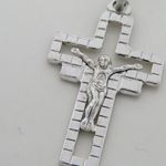 Brick set jesus crucifix pendant SB47 34mm tall and 17mm wide 2