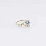 10k Yellow Gold Syntetic blue gemstone ring ajr43 Size: 6.5 4