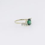 10k Yellow Gold Syntetic green gemstone ring ajr8 Size: 8 4