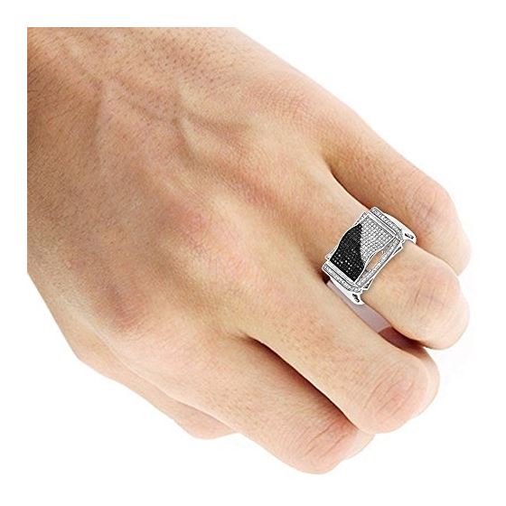 "10K Gold Black and White Mens Diamond Ring by LUXURMAN (0.6 Ctw