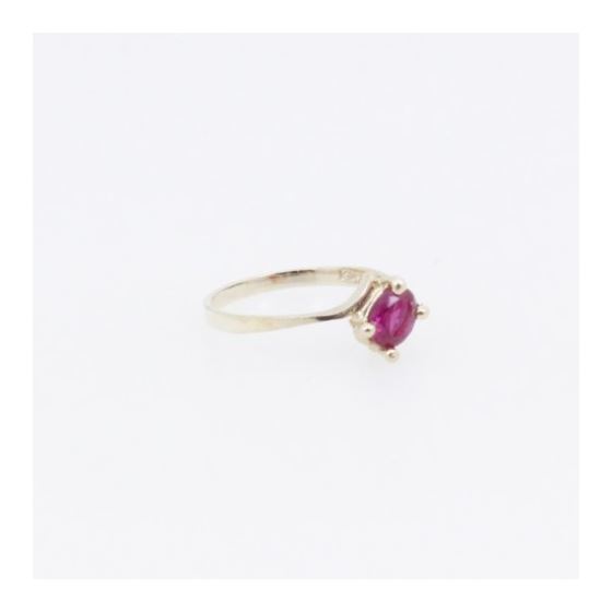 10k Yellow Gold Syntetic red gemstone ring ajr17 Size: 2.5 4
